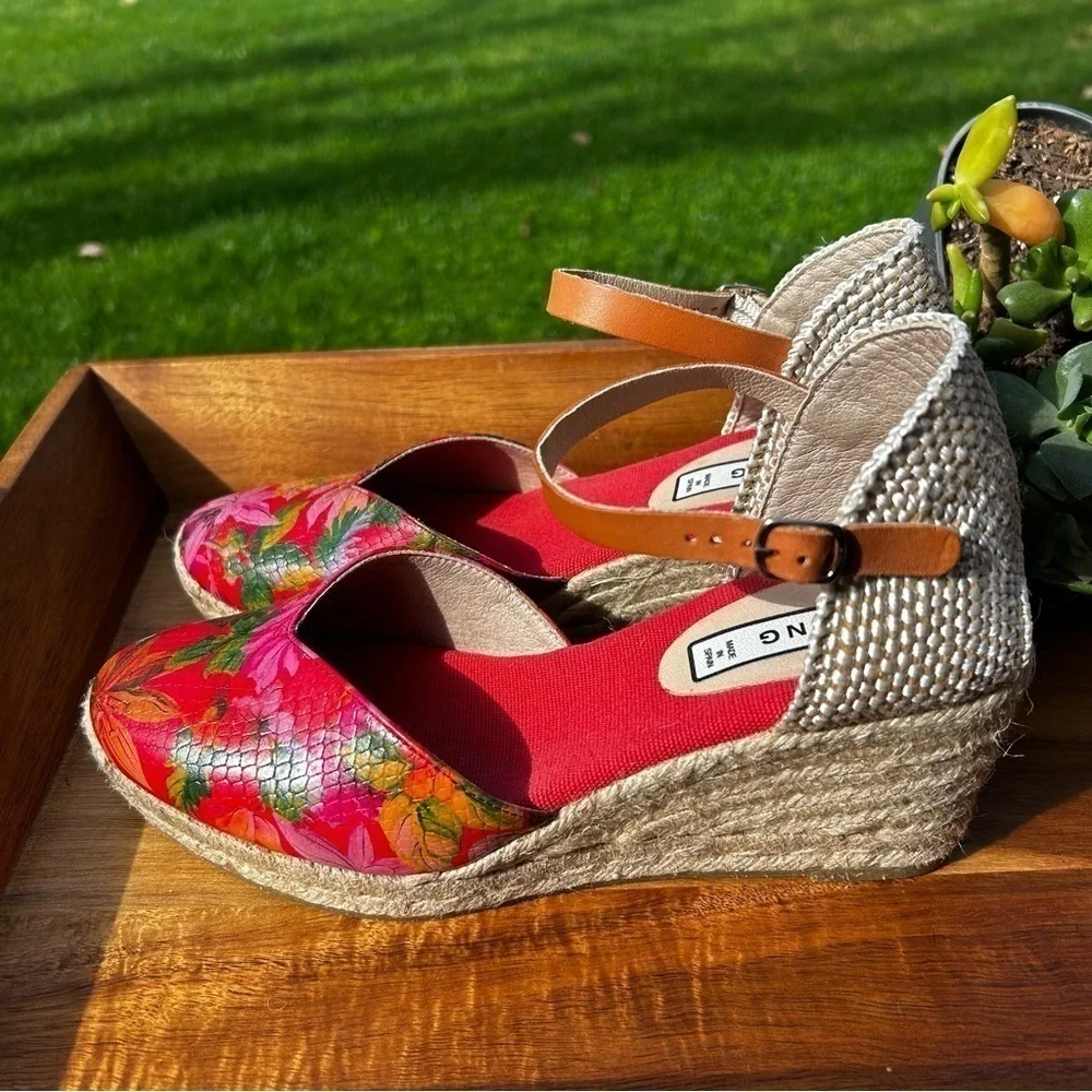 Dolce Vita Red Floral Espadrille Wedge Sandals
